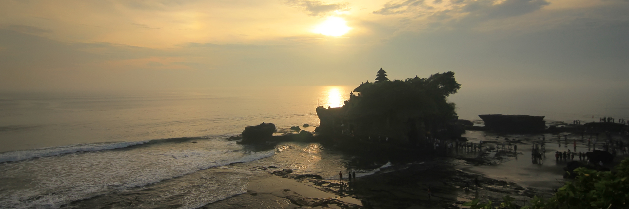 Tanah Lot, Twilight Charming at the Pavilion of  Ocean