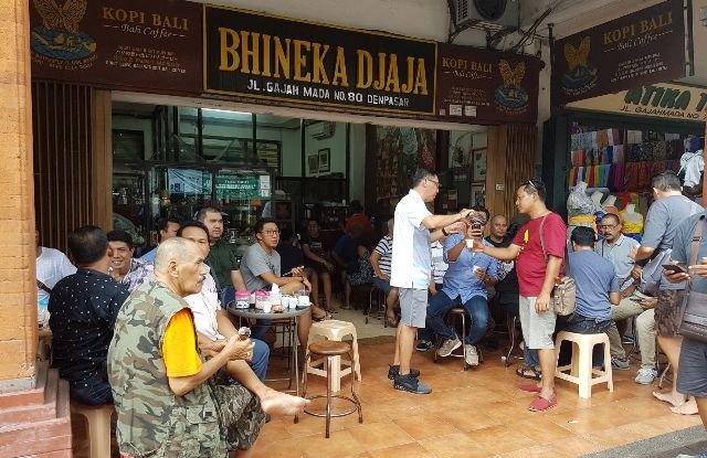 Sip delicious coffee at Bhineka Djaja Denpasar