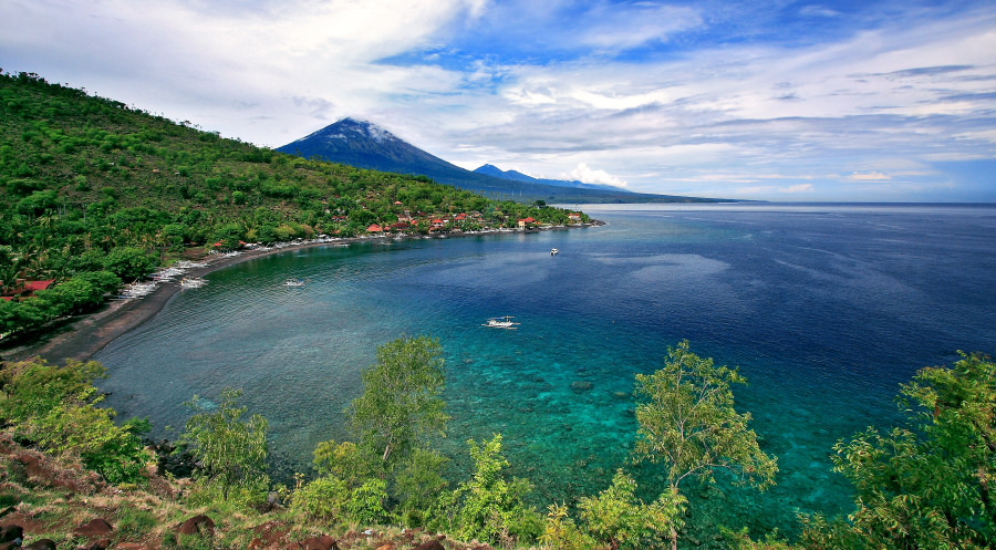 Snorkeling at Amed Beach Bali, Underwater Scenery is a Champion